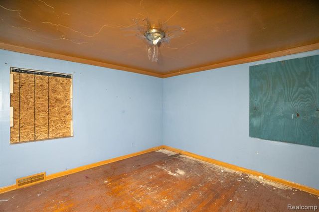 18712 Waltham Street, Detroit, MI 48205