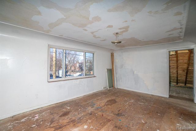 18712 Waltham Street, Detroit, MI 48205