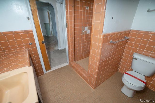 18712 Waltham Street, Detroit, MI 48205