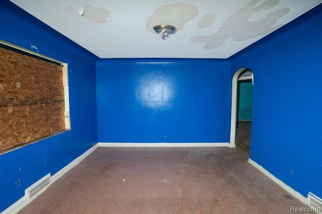 18712 Waltham Street, Detroit, MI 48205