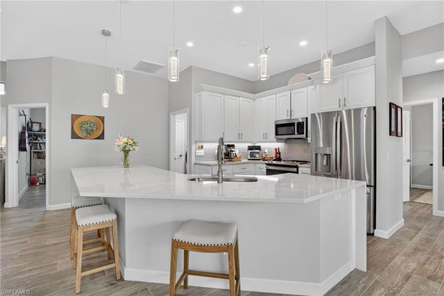 230 NE 18th ST, Cape Coral, FL 33909