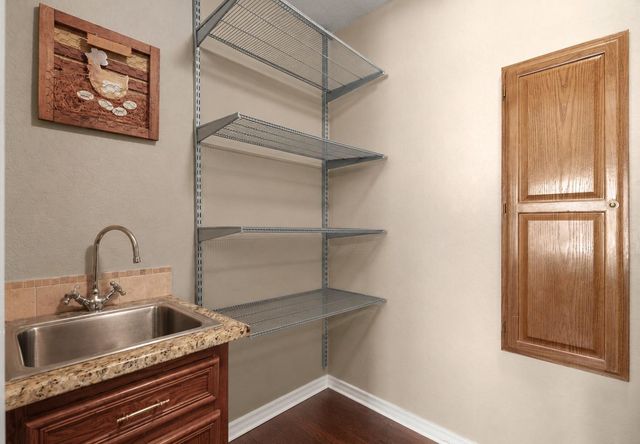 601 Maplewood CIR, Pflugerville, TX 78660