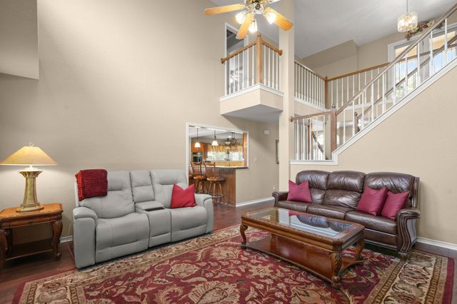 601 Maplewood CIR, Pflugerville, TX 78660