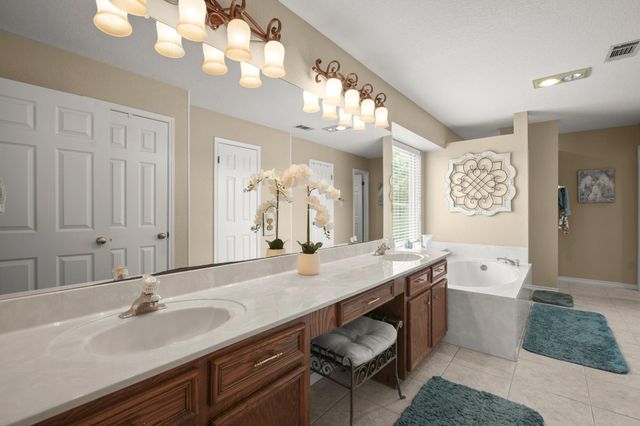 601 Maplewood CIR, Pflugerville, TX 78660