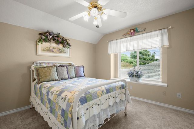 601 Maplewood CIR, Pflugerville, TX 78660