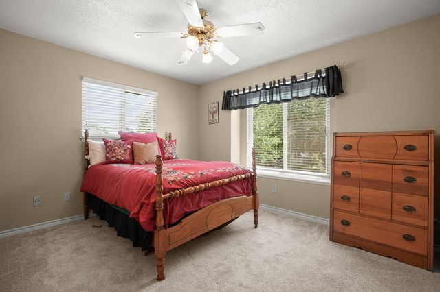 601 Maplewood CIR, Pflugerville, TX 78660