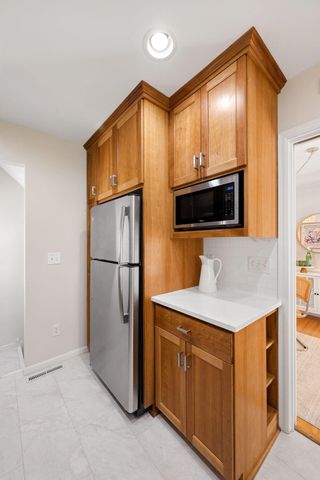 5104 W 40th Street, Saint Louis Park, MN 55416