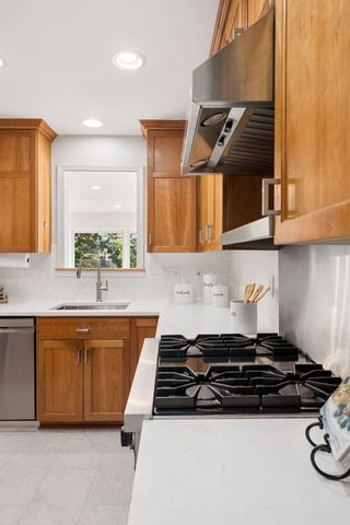 5104 W 40th Street, Saint Louis Park, MN 55416