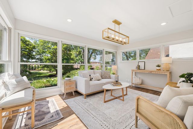 5104 W 40th Street, Saint Louis Park, MN 55416