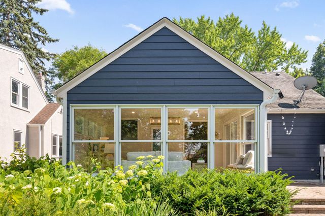 5104 W 40th Street, Saint Louis Park, MN 55416