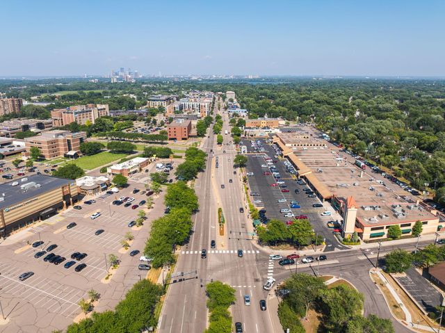 5104 W 40th Street, Saint Louis Park, MN 55416