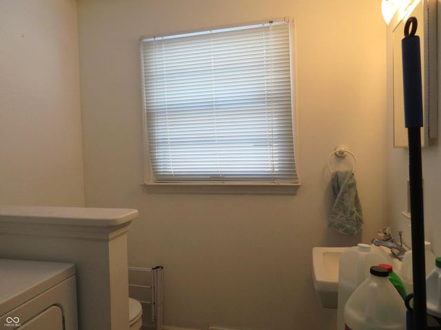 8733 Ellington Drive, Indianapolis, IN 46234