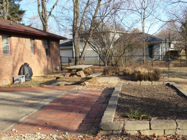 8733 Ellington Drive, Indianapolis, IN 46234