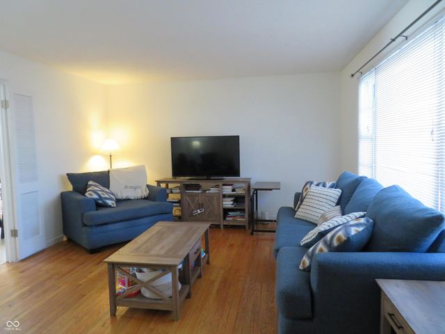 8733 Ellington Drive, Indianapolis, IN 46234