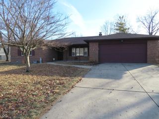 8733 Ellington Drive, Indianapolis, IN 46234