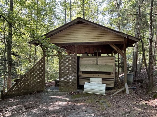 985 Ogden Drive, Ellijay, GA 30540