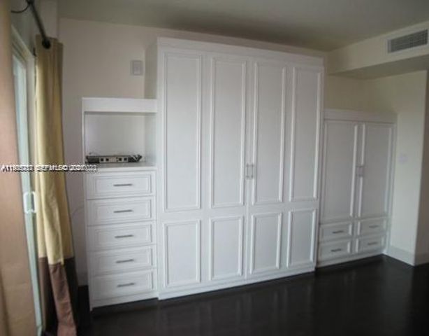 2740 SW 28th Ter 503, Miami, FL 33133