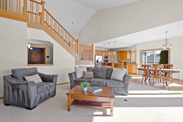 7655 Heather Knoll Lane, Verona, WI 53593