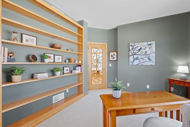 7655 Heather Knoll Lane, Verona, WI 53593