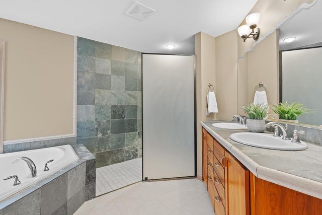 7655 Heather Knoll Lane, Verona, WI 53593