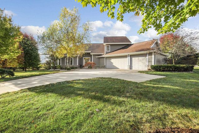 7655 Heather Knoll Lane, Verona, WI 53593
