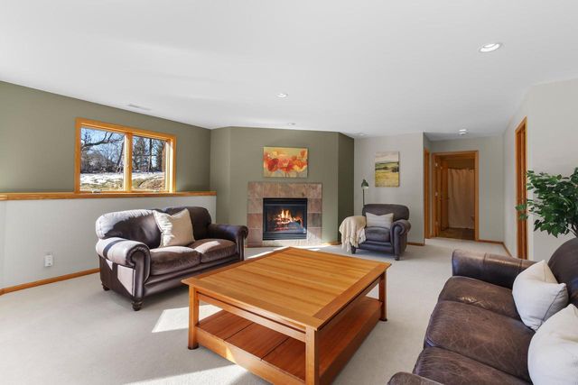 7655 Heather Knoll Lane, Verona, WI 53593