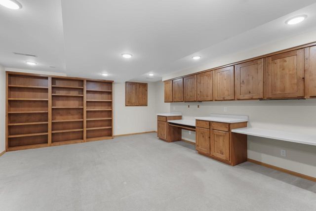 7655 Heather Knoll Lane, Verona, WI 53593