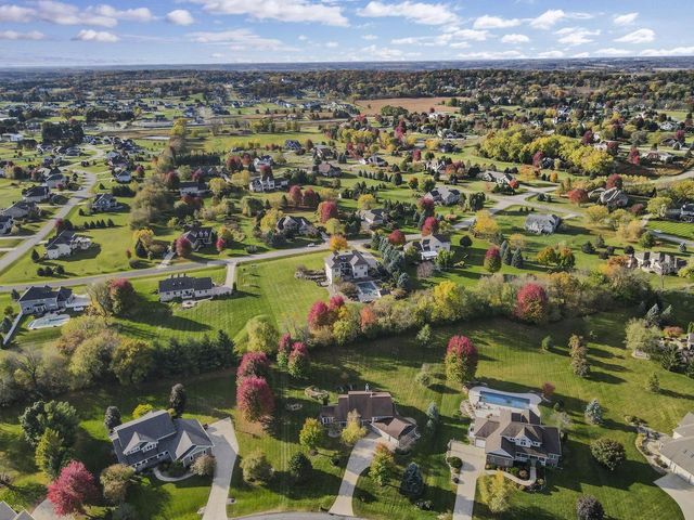 7655 Heather Knoll Lane, Verona, WI 53593