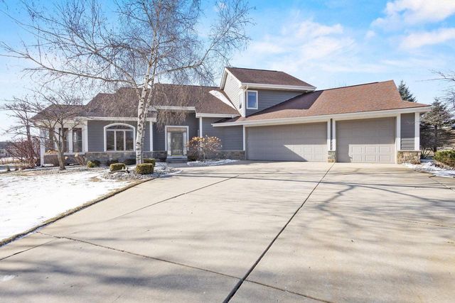 7655 Heather Knoll Lane, Verona, WI 53593