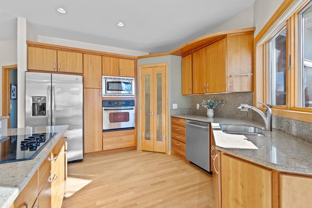 7655 Heather Knoll Lane, Verona, WI 53593