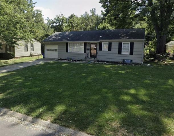 9135 Richards Drive, Raytown, MO 64133