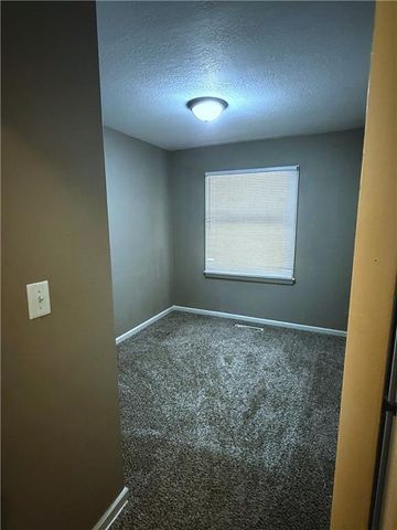 9135 Richards Drive, Raytown, MO 64133