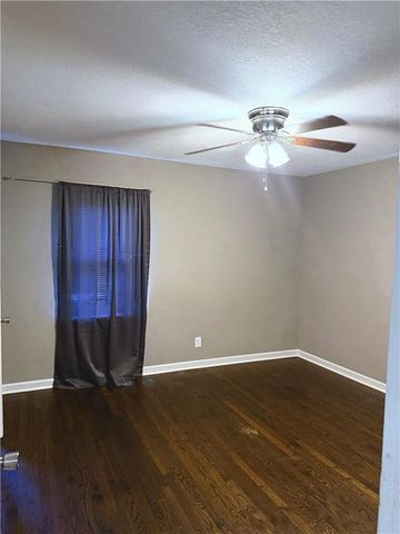 9135 Richards Drive, Raytown, MO 64133