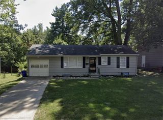 9135 Richards Drive, Raytown, MO 64133