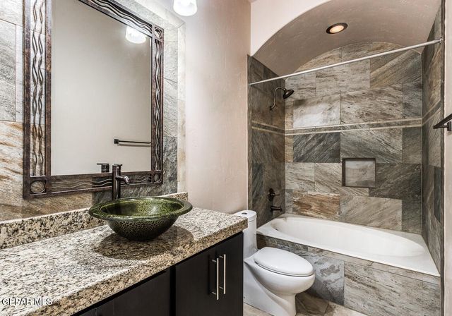 12800 COZY COVE Avenue, El Paso, TX 79938