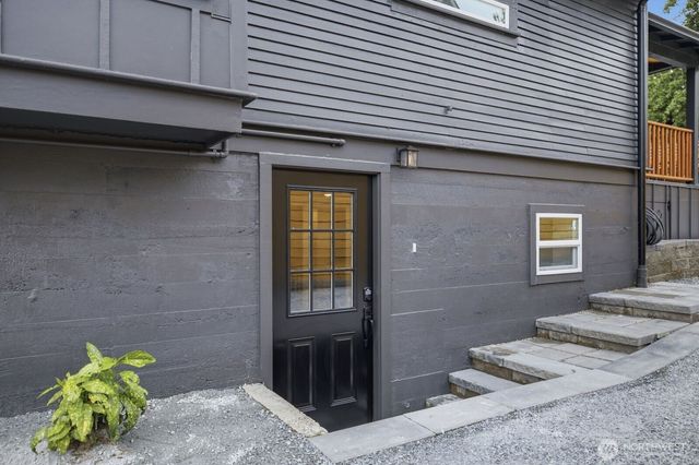 2107 21st Avenue S, Seattle, WA 98144