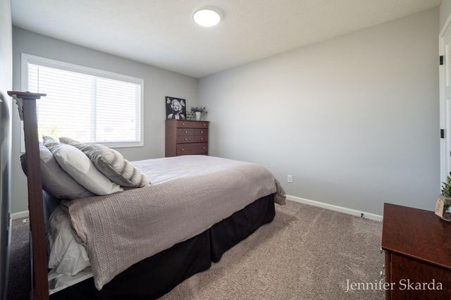 2930 E Morgan Trail NE, Rockford, MI 49341