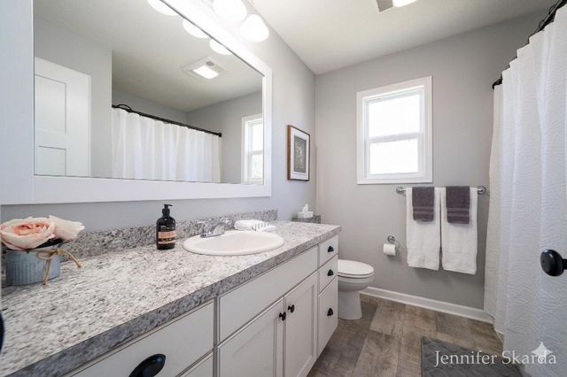 2930 E Morgan Trail NE, Rockford, MI 49341