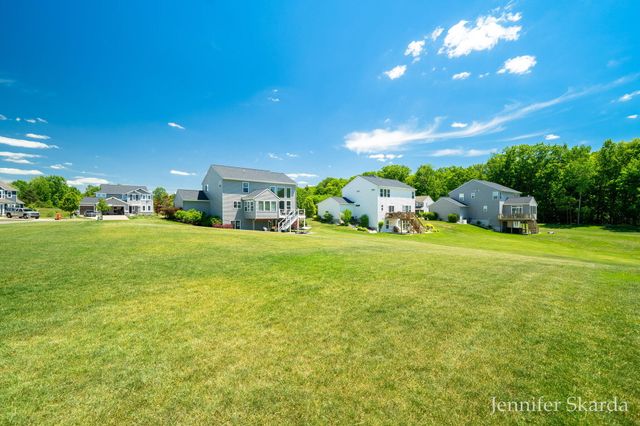 2930 E Morgan Trail NE, Rockford, MI 49341