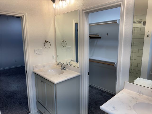 201 E 6th Street, Mcgregor, TX 76657