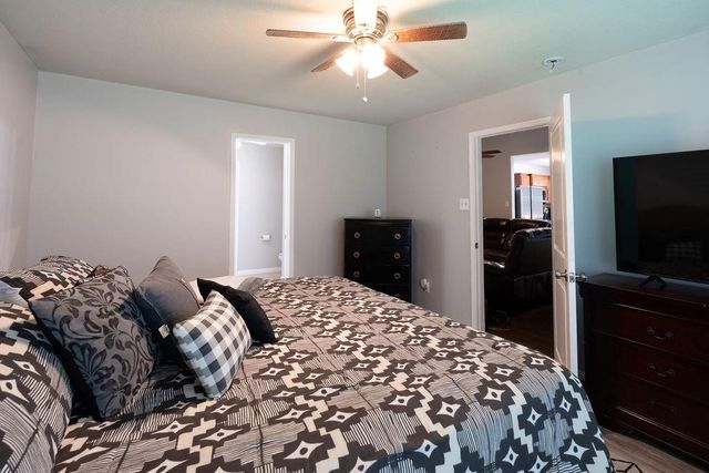 10320 Stone Gate Drive, Conroe, TX 77385