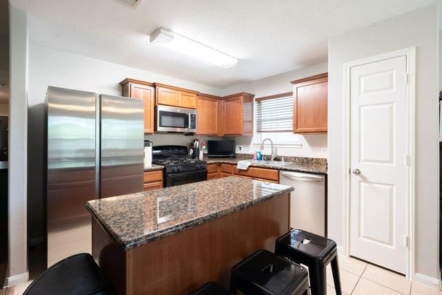 10320 Stone Gate Drive, Conroe, TX 77385