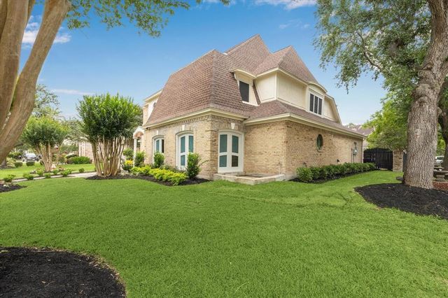 4310 Masters Drive, League City, TX 77573