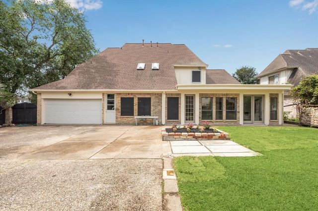 4310 Masters Drive, League City, TX 77573