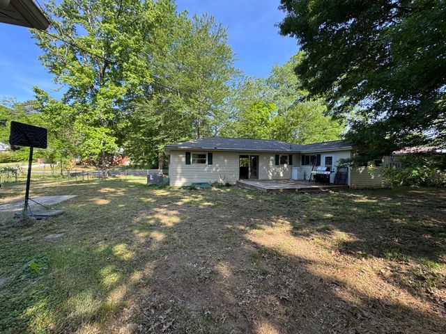 72 Cherokee Trail, Ringgold, GA 30736