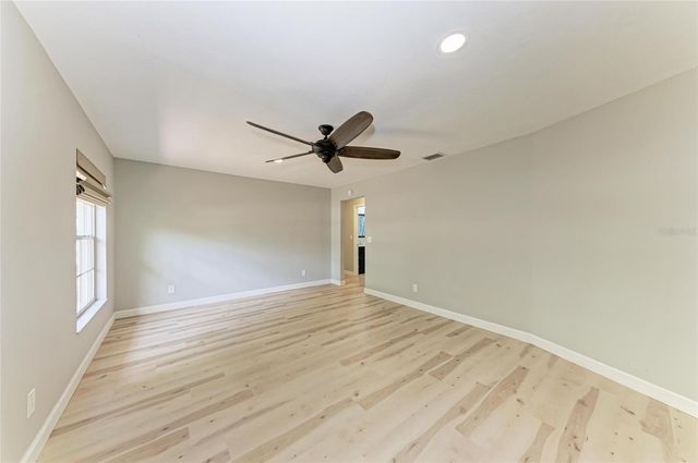 4913 32ND STREET E, Bradenton, FL 34203