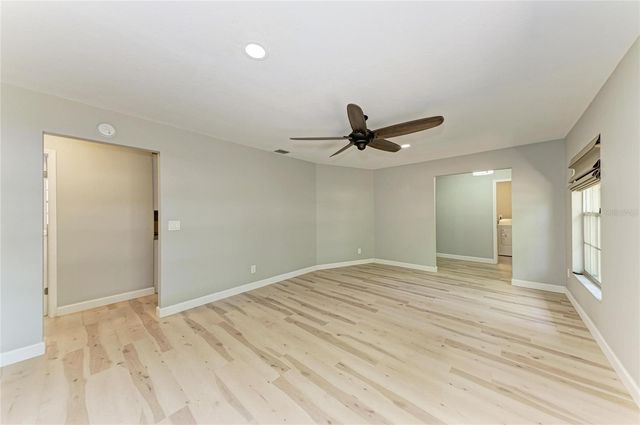 4913 32ND STREET E, Bradenton, FL 34203