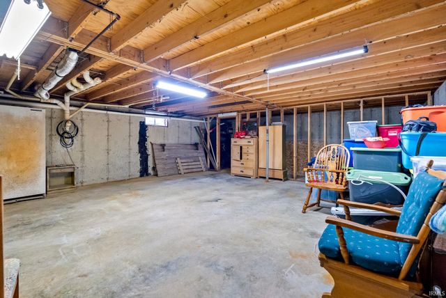 5780 E 400 S, Columbia City, IN 46725