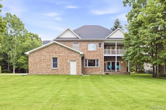 3269 Saint Andrews Drive, Port Huron, MI 48060