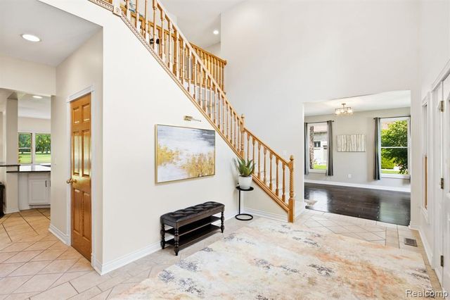 3269 Saint Andrews Drive, Port Huron, MI 48060